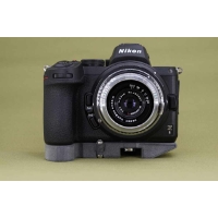 NikonZ5カメラグリップ.stl - DMM.make クリエイターズマーケット ...