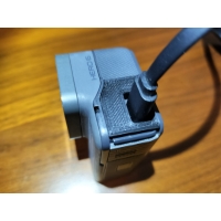GoPro Hero6 バッテリー充電用USBパススルードアカバー