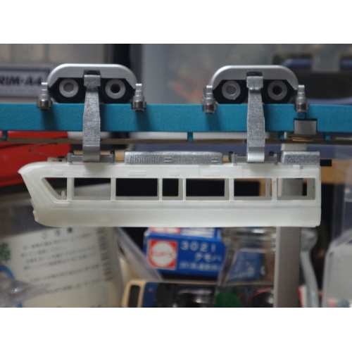 上野懸垂電車M形・車体と底板